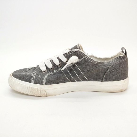 Maurices Womens‎ Sneakers Betsy 120600 Gray Canvas Lace Up White Top Stitching 7 - Picture 1 of 10